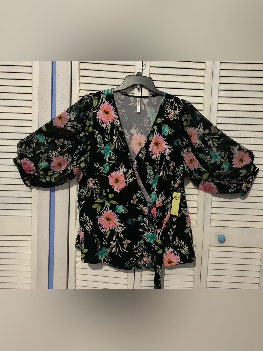 PerSeptions Woman Floral Wrap Look Top 3X